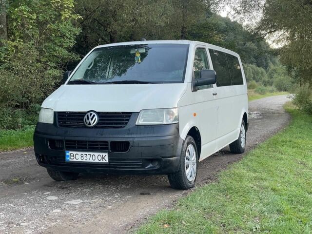 Белый Фольксваген Transporter, объемом двигателя 2.5 л и пробегом 400 тыс. км за 6500 $, фото 2 на Automoto.ua