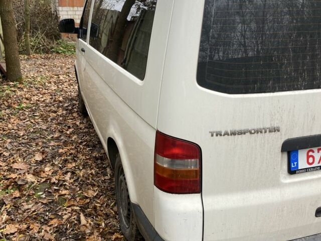 Білий Фольксваген Transporter, об'ємом двигуна 1.9 л та пробігом 232 тис. км за 5100 $, фото 4 на Automoto.ua