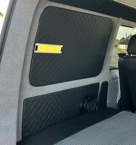 Білий Фольксваген Transporter, об'ємом двигуна 1.9 л та пробігом 180 тис. км за 12500 $, фото 13 на Automoto.ua