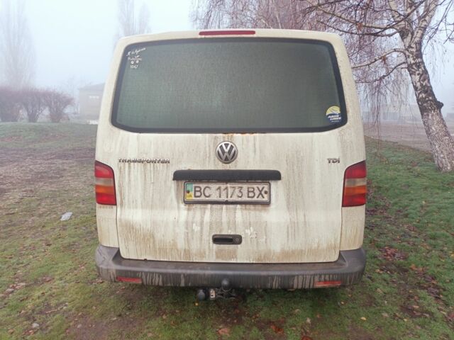 Белый Фольксваген Transporter, объемом двигателя 1.9 л и пробегом 452 тыс. км за 5699 $, фото 3 на Automoto.ua