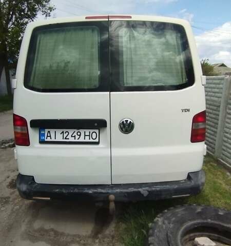 Белый Фольксваген Transporter, объемом двигателя 2.46 л и пробегом 535 тыс. км за 8200 $, фото 3 на Automoto.ua