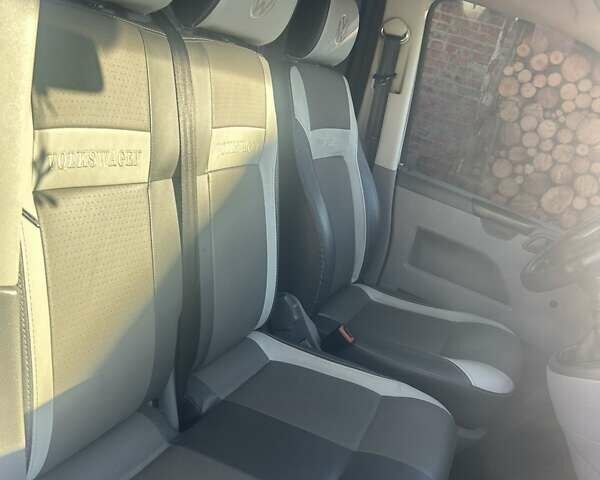 Белый Фольксваген Transporter, объемом двигателя 1.9 л и пробегом 372 тыс. км за 7700 $, фото 3 на Automoto.ua