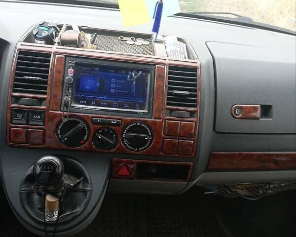 Белый Фольксваген Transporter, объемом двигателя 1.9 л и пробегом 318 тыс. км за 8100 $, фото 9 на Automoto.ua