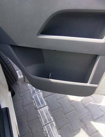 Белый Фольксваген Transporter, объемом двигателя 2.5 л и пробегом 400 тыс. км за 8700 $, фото 18 на Automoto.ua