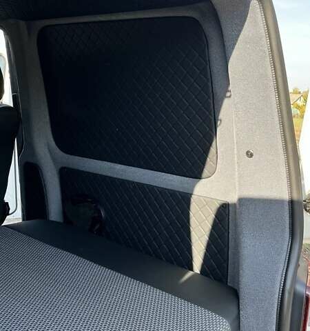 Білий Фольксваген Transporter, об'ємом двигуна 1.9 л та пробігом 180 тис. км за 12500 $, фото 12 на Automoto.ua