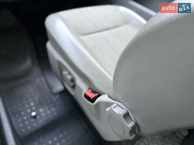 Белый Фольксваген Transporter, объемом двигателя 2.46 л и пробегом 350 тыс. км за 6400 $, фото 49 на Automoto.ua