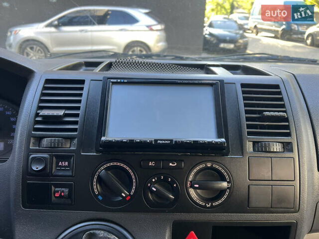 Белый Фольксваген Transporter, объемом двигателя 2.46 л и пробегом 255 тыс. км за 5999 $, фото 19 на Automoto.ua