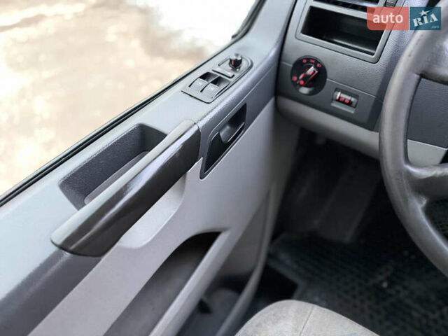 Белый Фольксваген Transporter, объемом двигателя 2.46 л и пробегом 350 тыс. км за 6400 $, фото 35 на Automoto.ua