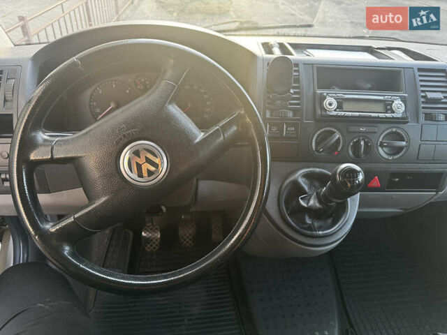 Білий Фольксваген Transporter, об'ємом двигуна 1.9 л та пробігом 391 тис. км за 6999 $, фото 8 на Automoto.ua