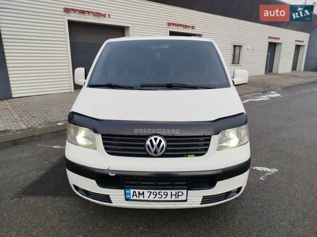 Белый Фольксваген Transporter, объемом двигателя 2.5 л и пробегом 280 тыс. км за 7700 $, фото 10 на Automoto.ua
