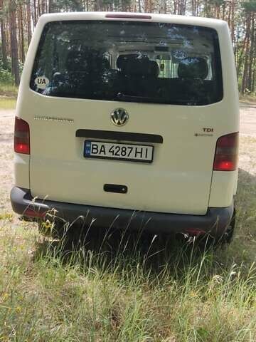 Белый Фольксваген Transporter, объемом двигателя 2.5 л и пробегом 409 тыс. км за 7500 $, фото 10 на Automoto.ua