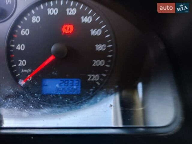 Белый Фольксваген Transporter, объемом двигателя 2.5 л и пробегом 335 тыс. км за 8500 $, фото 21 на Automoto.ua