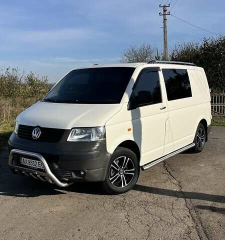 Білий Фольксваген Transporter, об'ємом двигуна 1.9 л та пробігом 180 тис. км за 12500 $, фото 16 на Automoto.ua