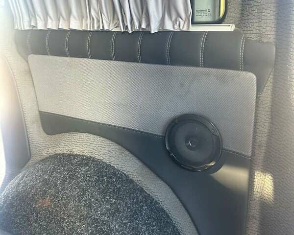 Белый Фольксваген Transporter, объемом двигателя 1.9 л и пробегом 372 тыс. км за 7700 $, фото 8 на Automoto.ua