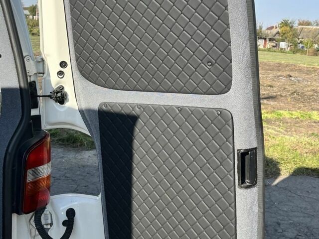 Белый Фольксваген Transporter, объемом двигателя 1 л и пробегом 1 тыс. км за 12500 $, фото 11 на Automoto.ua