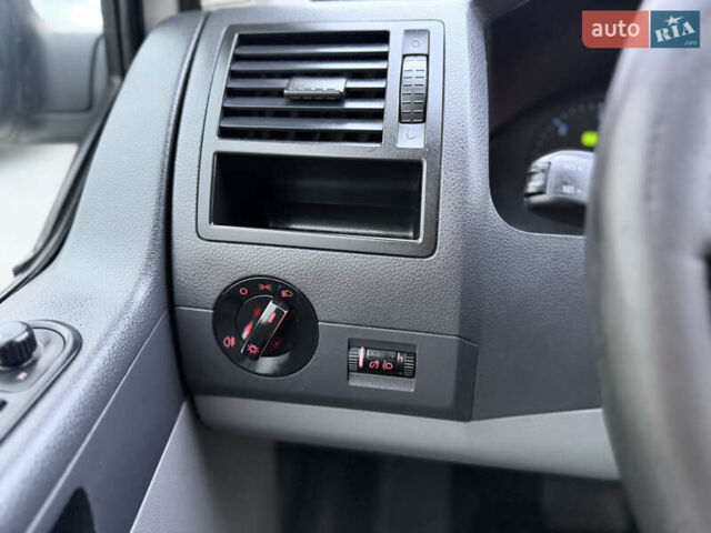 Белый Фольксваген Transporter, объемом двигателя 2.46 л и пробегом 250 тыс. км за 5999 $, фото 36 на Automoto.ua