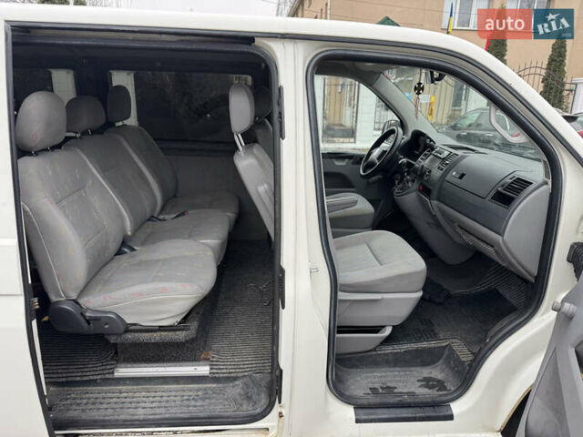 Білий Фольксваген Transporter, об'ємом двигуна 1.9 л та пробігом 287 тис. км за 5900 $, фото 9 на Automoto.ua
