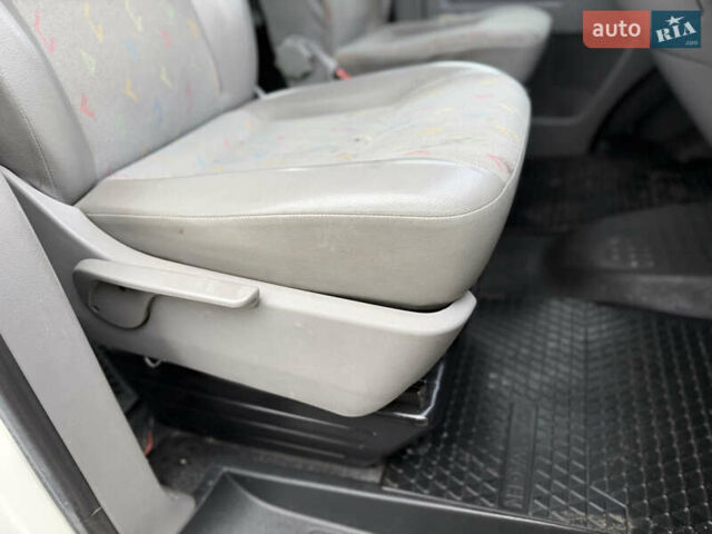 Белый Фольксваген Transporter, объемом двигателя 2.46 л и пробегом 350 тыс. км за 6400 $, фото 55 на Automoto.ua