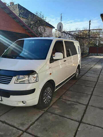 Белый Фольксваген Transporter, объемом двигателя 1.9 л и пробегом 317 тыс. км за 7500 $, фото 4 на Automoto.ua