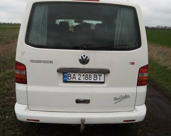 Белый Фольксваген Transporter, объемом двигателя 2.5 л и пробегом 232 тыс. км за 6750 $, фото 1 на Automoto.ua