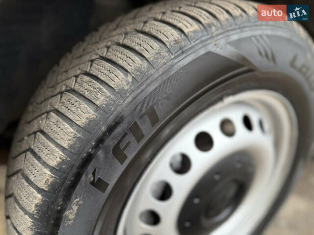 Белый Фольксваген Transporter, объемом двигателя 2.46 л и пробегом 250 тыс. км за 5999 $, фото 62 на Automoto.ua