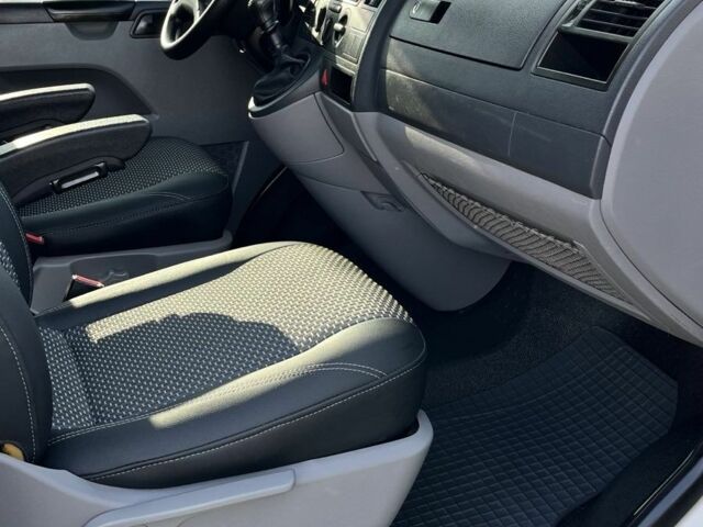 Белый Фольксваген Transporter, объемом двигателя 1 л и пробегом 1 тыс. км за 12500 $, фото 4 на Automoto.ua