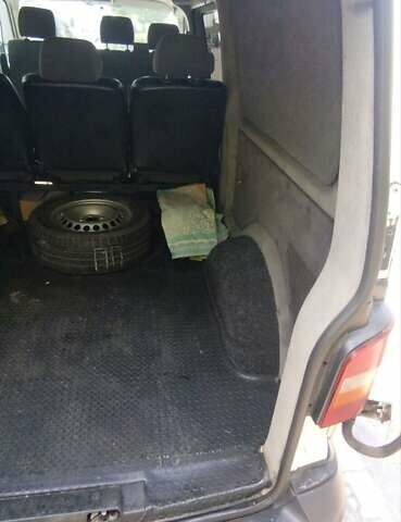 Белый Фольксваген Transporter, объемом двигателя 2.5 л и пробегом 400 тыс. км за 8700 $, фото 24 на Automoto.ua