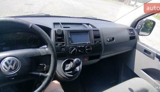 Белый Фольксваген Transporter, объемом двигателя 2.5 л и пробегом 400 тыс. км за 8700 $, фото 10 на Automoto.ua