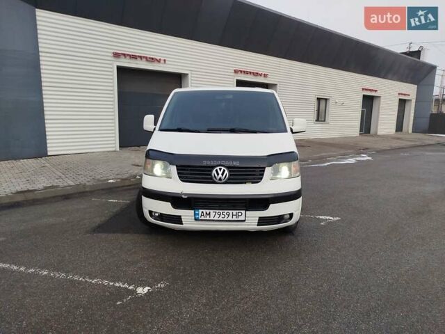 Белый Фольксваген Transporter, объемом двигателя 2.5 л и пробегом 280 тыс. км за 7700 $, фото 11 на Automoto.ua