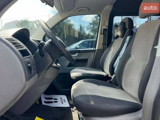 Белый Фольксваген Transporter, объемом двигателя 2.46 л и пробегом 336 тыс. км за 9500 $, фото 9 на Automoto.ua