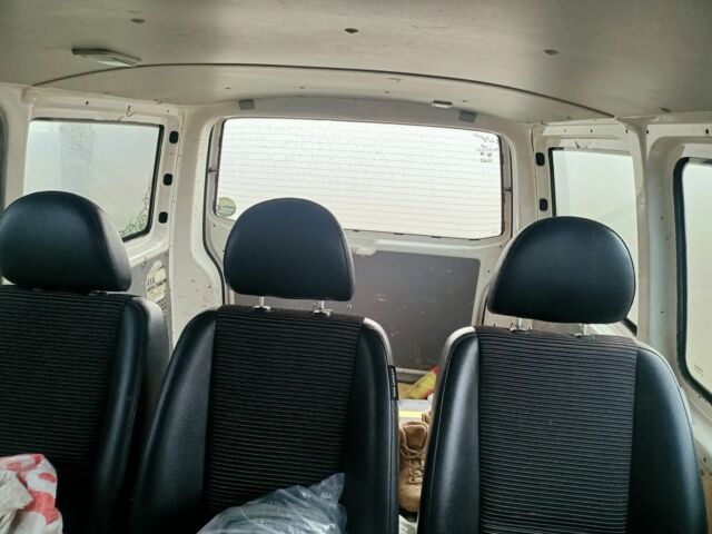 Белый Фольксваген Transporter, объемом двигателя 1.9 л и пробегом 452 тыс. км за 5699 $, фото 7 на Automoto.ua