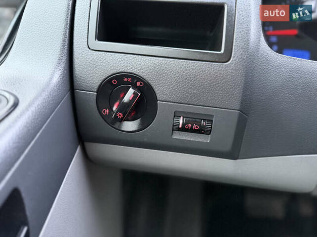 Белый Фольксваген Transporter, объемом двигателя 2.46 л и пробегом 350 тыс. км за 6400 $, фото 38 на Automoto.ua