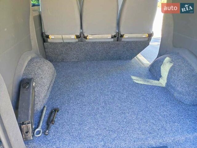 Белый Фольксваген Transporter, объемом двигателя 2.5 л и пробегом 335 тыс. км за 8500 $, фото 8 на Automoto.ua