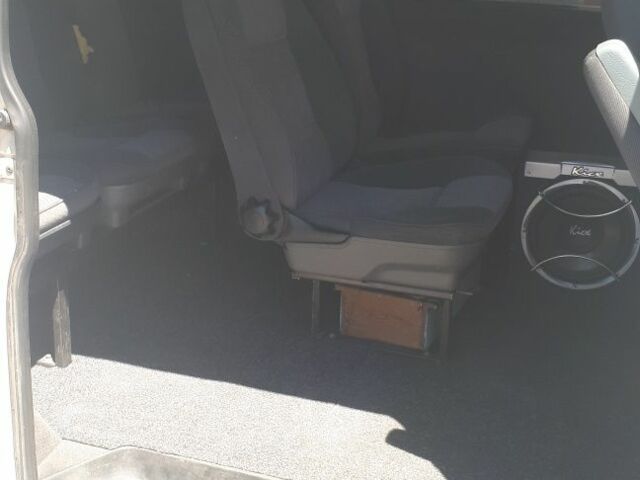 Белый Фольксваген Transporter, объемом двигателя 0 л и пробегом 330 тыс. км за 8600 $, фото 5 на Automoto.ua