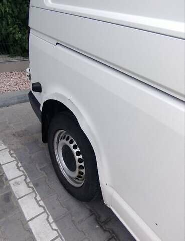 Белый Фольксваген Transporter, объемом двигателя 2.5 л и пробегом 400 тыс. км за 8700 $, фото 5 на Automoto.ua