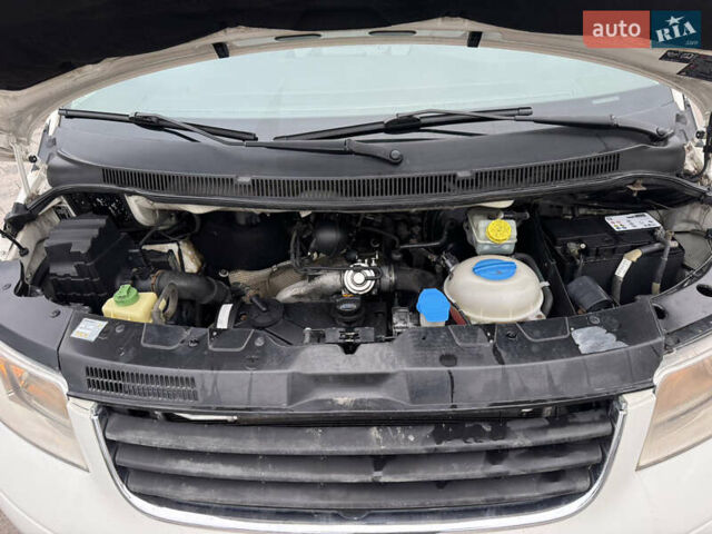 Білий Фольксваген Transporter, об'ємом двигуна 1.9 л та пробігом 287 тис. км за 5900 $, фото 13 на Automoto.ua