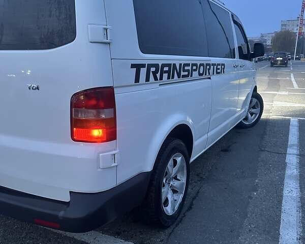 Белый Фольксваген Transporter, объемом двигателя 2.46 л и пробегом 530 тыс. км за 6850 $, фото 7 на Automoto.ua