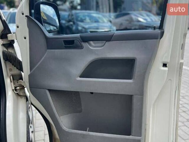 Белый Фольксваген Transporter, объемом двигателя 2.46 л и пробегом 336 тыс. км за 9500 $, фото 19 на Automoto.ua