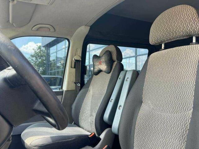 Белый Фольксваген Transporter, объемом двигателя 2.5 л и пробегом 336 тыс. км за 9500 $, фото 10 на Automoto.ua