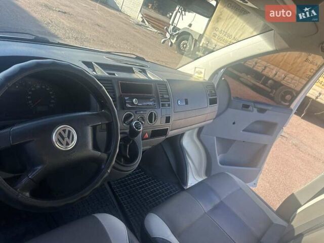 Белый Фольксваген Transporter, объемом двигателя 1.9 л и пробегом 372 тыс. км за 7700 $, фото 6 на Automoto.ua