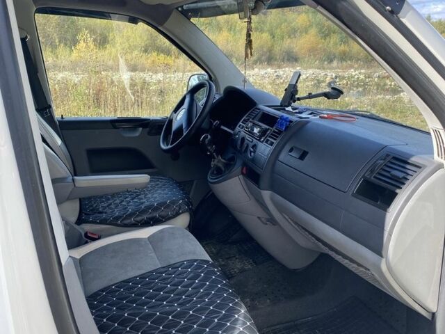 Белый Фольксваген Transporter, объемом двигателя 2.5 л и пробегом 450 тыс. км за 8000 $, фото 6 на Automoto.ua