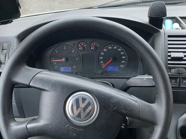 Білий Фольксваген Transporter, об'ємом двигуна 2.5 л та пробігом 354 тис. км за 8799 $, фото 7 на Automoto.ua