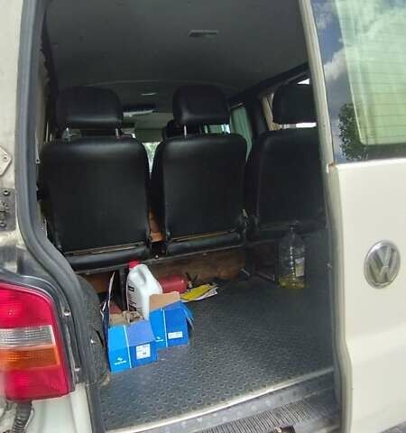 Белый Фольксваген Transporter, объемом двигателя 2.46 л и пробегом 535 тыс. км за 8200 $, фото 4 на Automoto.ua