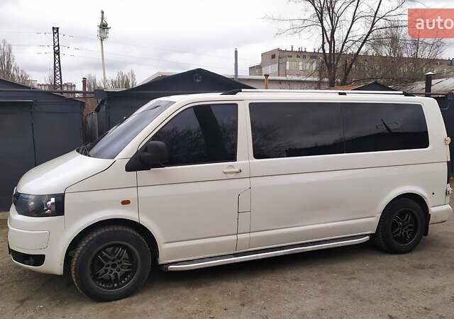 Белый Фольксваген Transporter, объемом двигателя 2.5 л и пробегом 550 тыс. км за 6400 $, фото 2 на Automoto.ua