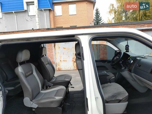 Білий Фольксваген Transporter, об'ємом двигуна 1.9 л та пробігом 340 тис. км за 8250 $, фото 10 на Automoto.ua