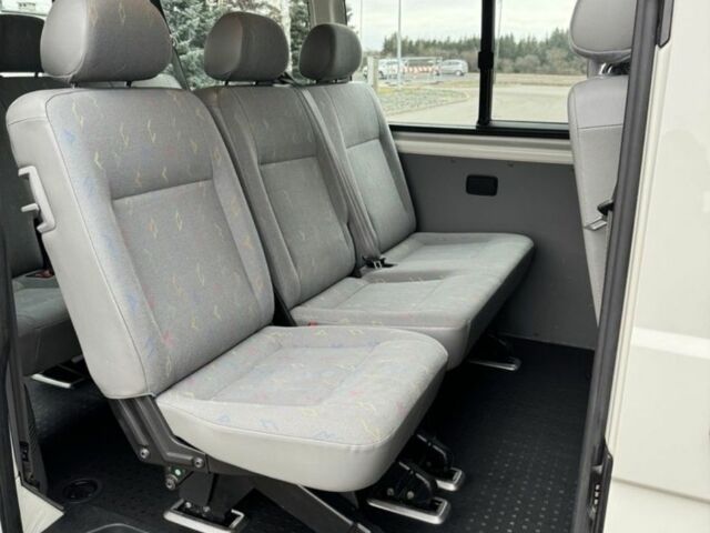 Білий Фольксваген Transporter, об'ємом двигуна 2.5 л та пробігом 215 тис. км за 3340 $, фото 12 на Automoto.ua