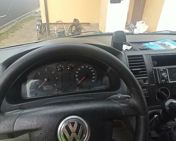 Белый Фольксваген Transporter, объемом двигателя 1.9 л и пробегом 400 тыс. км за 9000 $, фото 2 на Automoto.ua