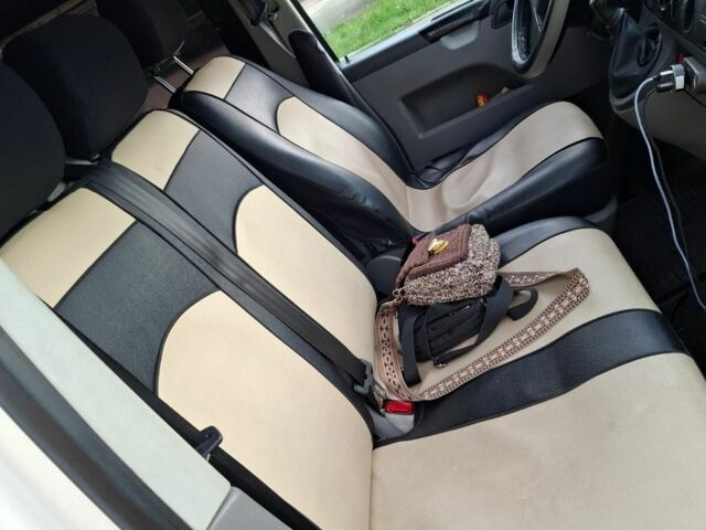 Белый Фольксваген Transporter, объемом двигателя 1.9 л и пробегом 453 тыс. км за 5900 $, фото 6 на Automoto.ua