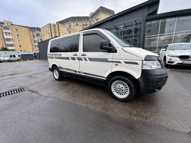 Белый Фольксваген Transporter, объемом двигателя 1.9 л и пробегом 350 тыс. км за 6999 $, фото 4 на Automoto.ua