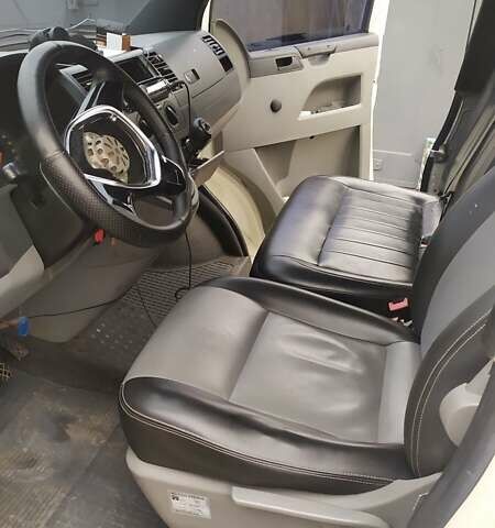 Белый Фольксваген Transporter, объемом двигателя 2.5 л и пробегом 550 тыс. км за 6400 $, фото 13 на Automoto.ua